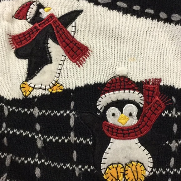 Cute White Stag Christmas sweater. - Picture 4 of 8